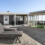 Pet Friendly In With Wifi Holiday home *