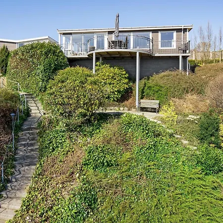 Holiday home Pet Friendly In With Wifi