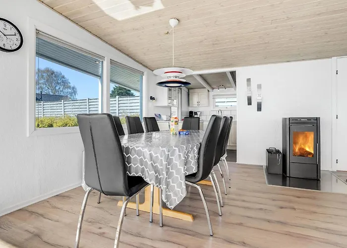 Vakantiehuis Pet Friendly In With Wifi *